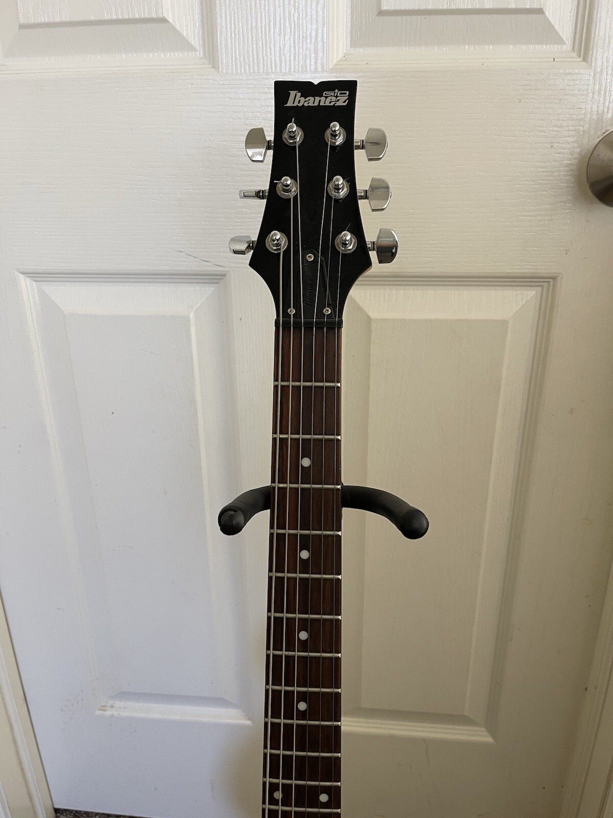 Ibanez Gio GAX70 GSF electric guitar. Dark Green Shadow Color.