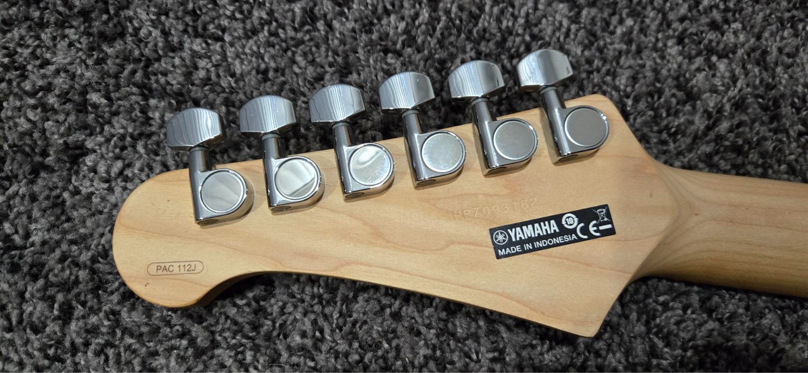 Yamaha Pacifica PAC112J