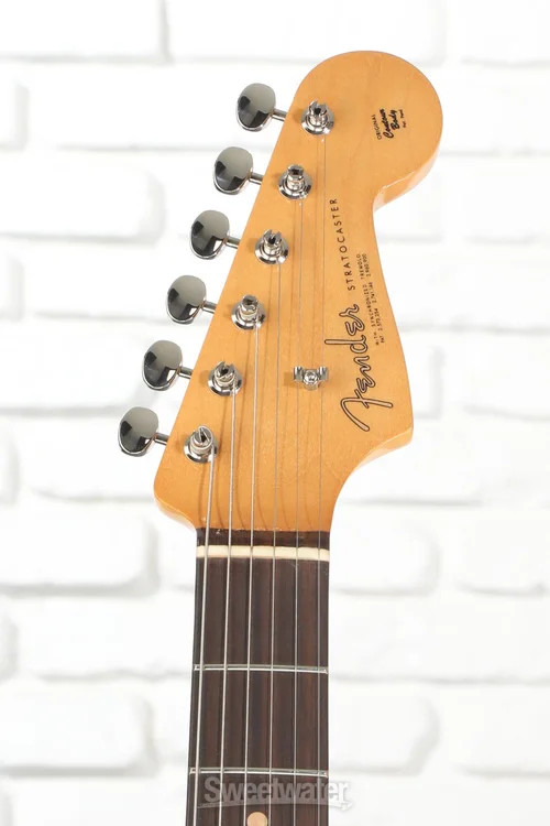 Fender Vintera III Early ’60s Stratocaster Electric Guitar – Black