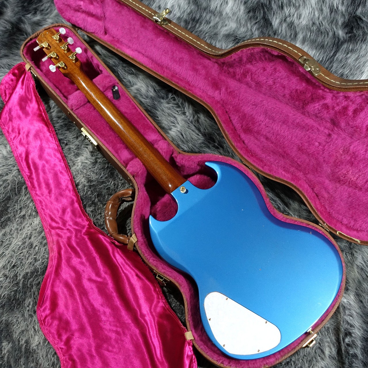 Gibson Melody Maker III 1968 Refinish 3PU SG Shape Used Guitar