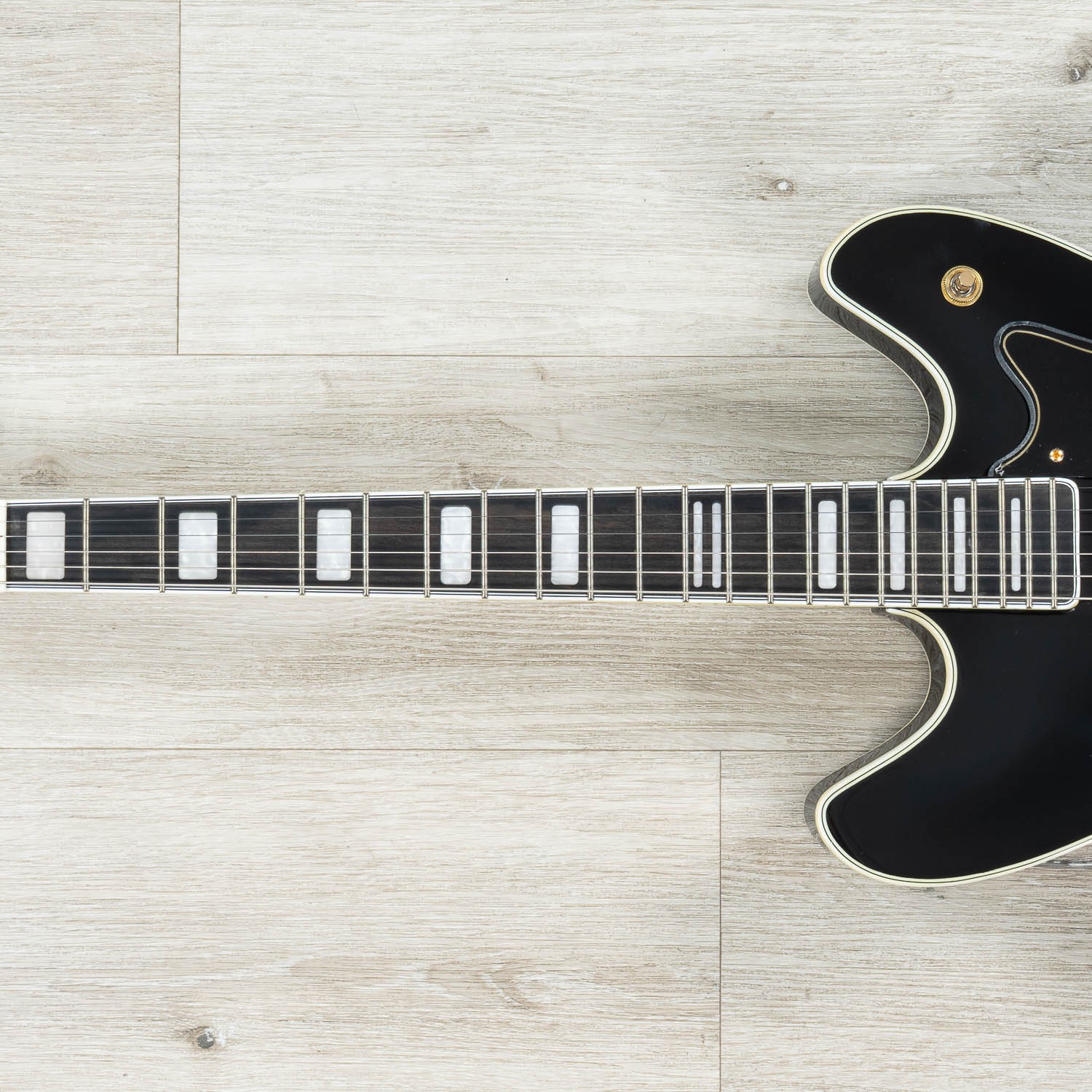 Mint Hagstrom ’67 Viking II Hollow-Body Guitar, Resinator Fretboard, Black Gloss