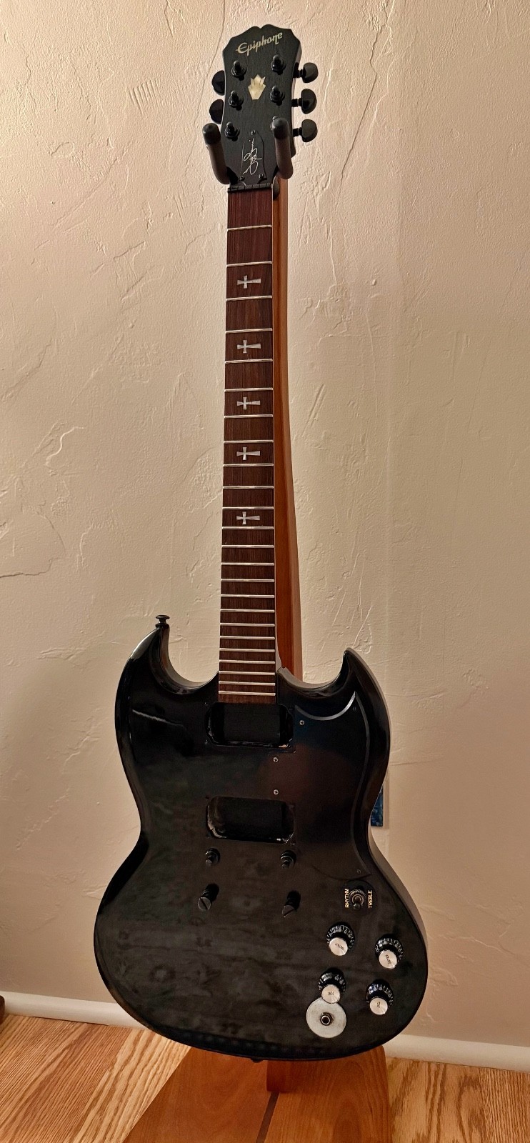 Epiphone – Tony Iommi G-400 Signature Electric Guitar – Early 2000’s