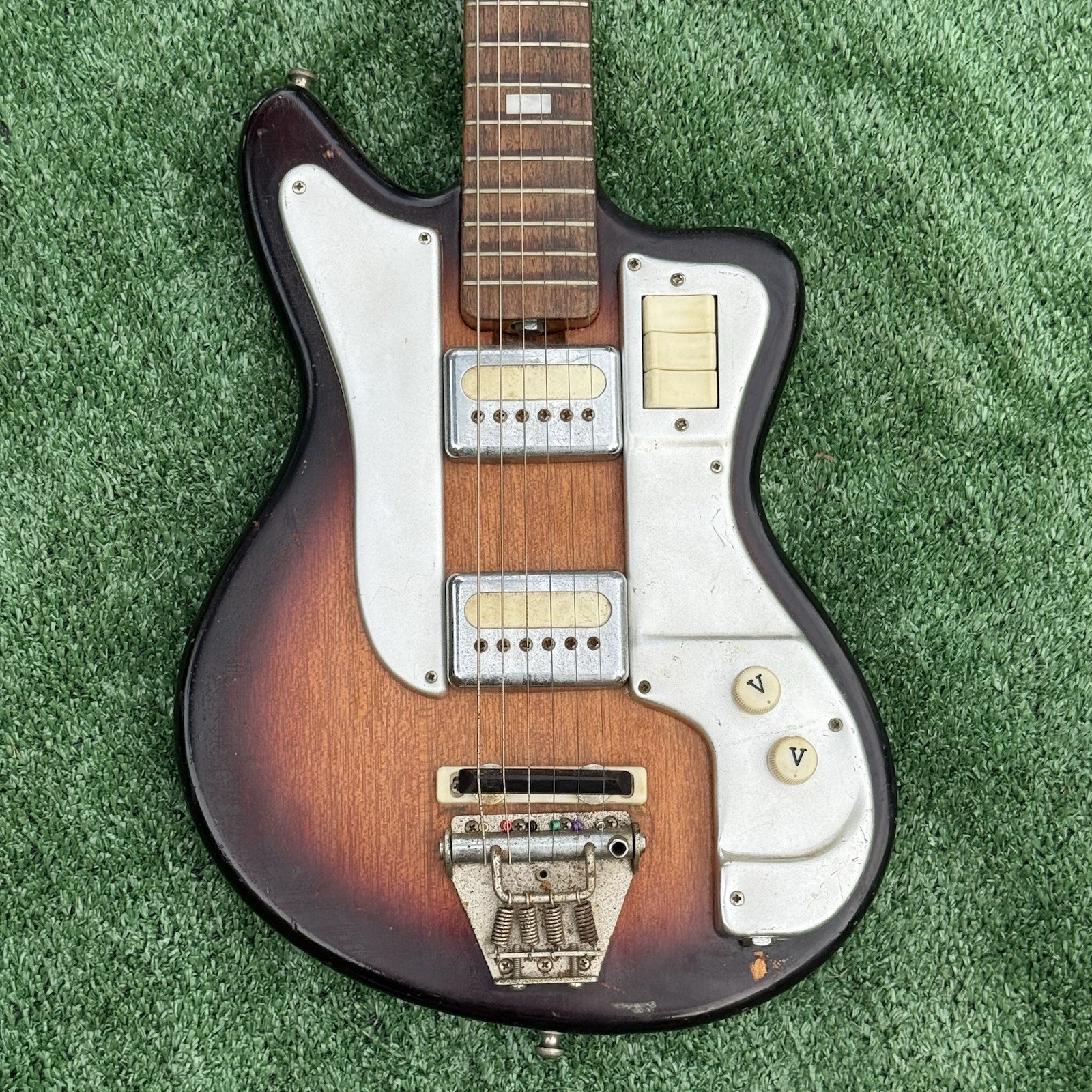Vintage 1960s Ibanez Model 1860 Electric Guitar Sunburst Mahogany Body Guyatone