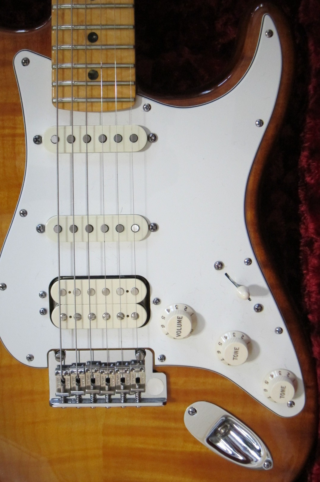 Fender select stratocaster 2013 Near mint!
