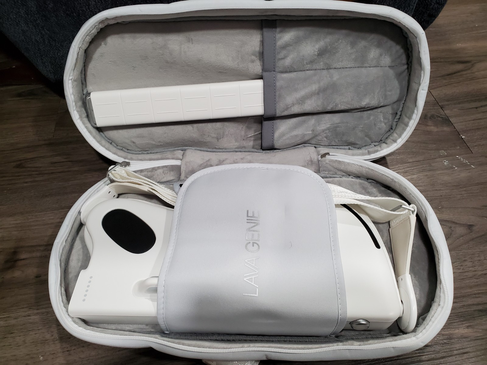 LAVA Music LAVA Genie Stringless Smart Guitar With Custom Travel Case White