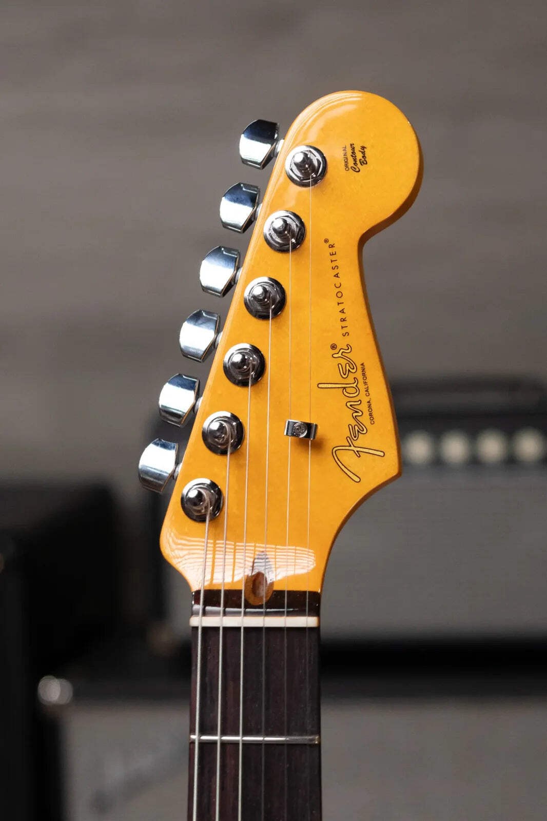 Fender American Professional II Stratocaster Thinline – Transparent Daphne Blue
