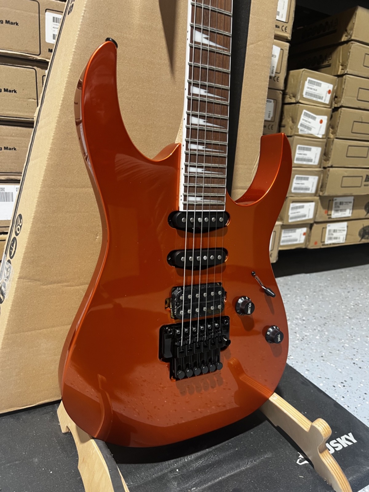 Ibanez Standard RG460DX Electric Guitar – Roadster Orange Metallic