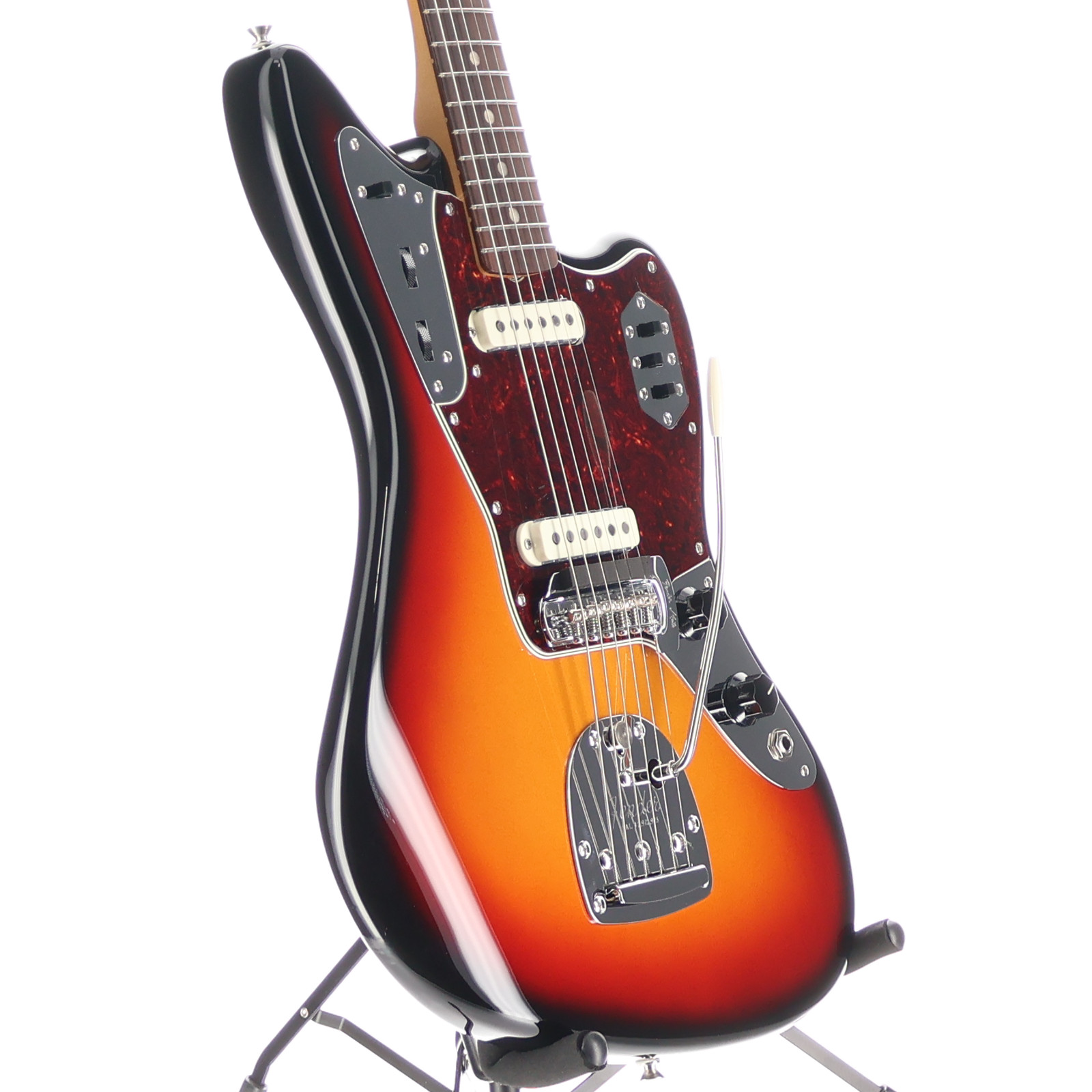 Fender Vintera III Mid ’60s Jaguar, Rosewood Fingerboard, 3-ColorZ (L5) (31054)