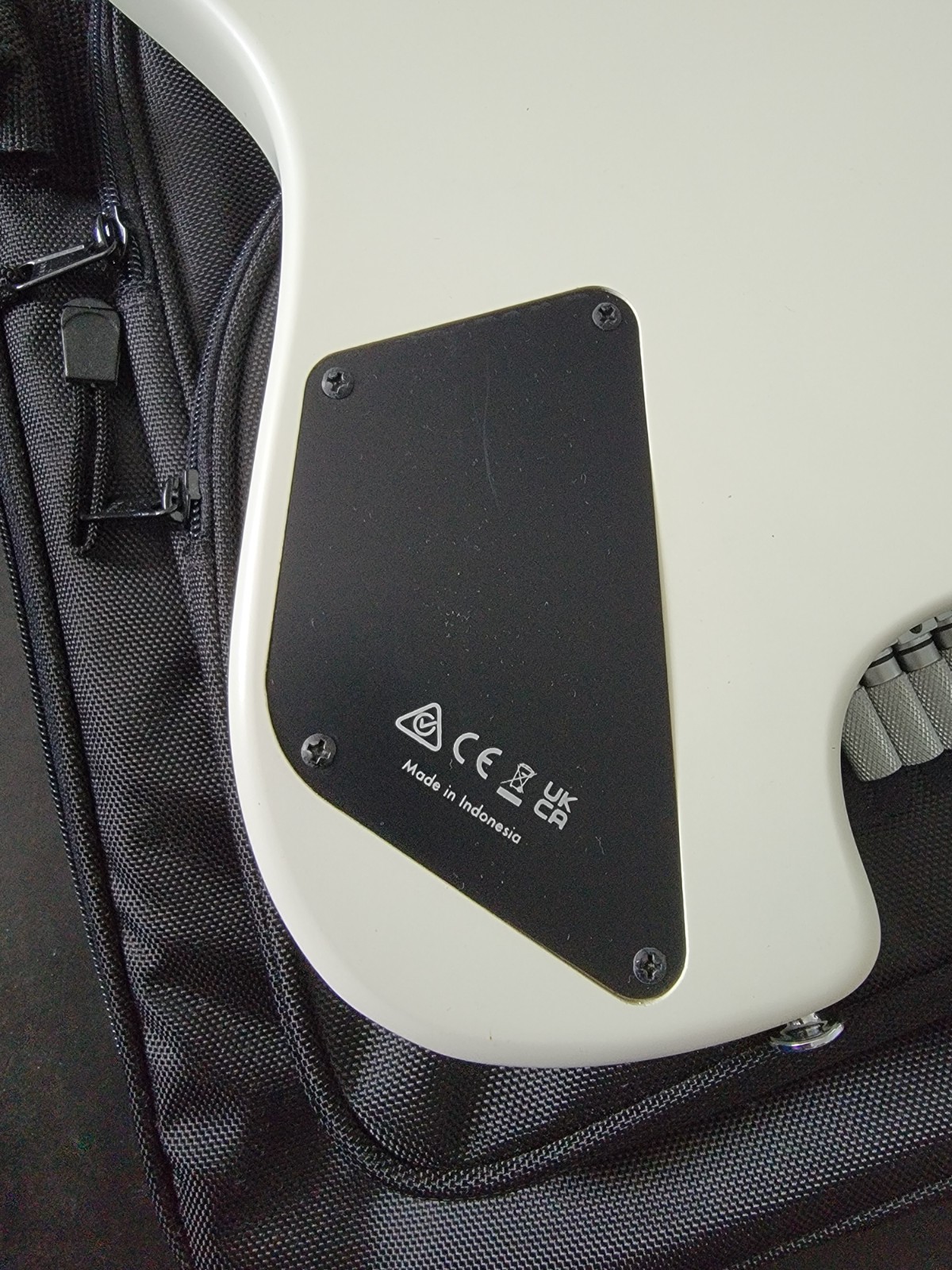 Ibanez ICHI10-VWM Headless Stratocaster Ichika Nito Signature Quest 2021 mod