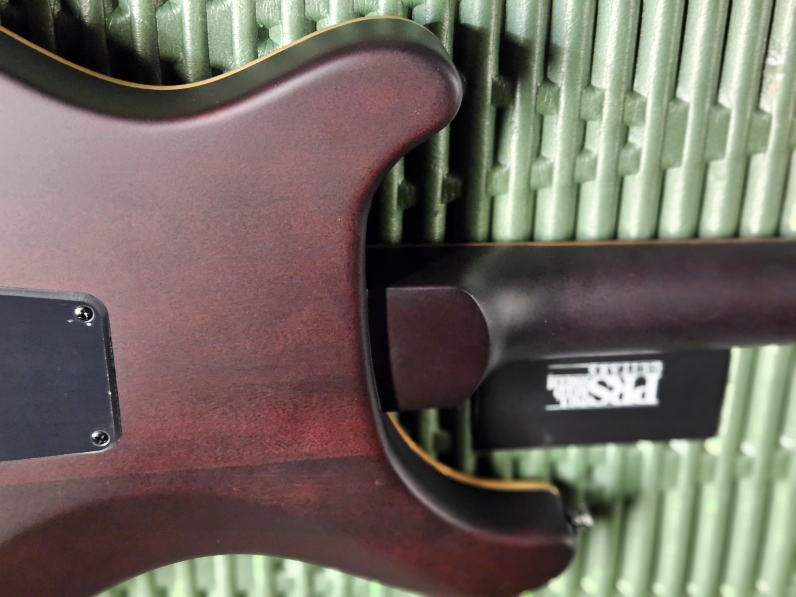 PRS SE “Exotic” DGT Laurel Burl Electric Guitar – McCarty Tobacco Burst