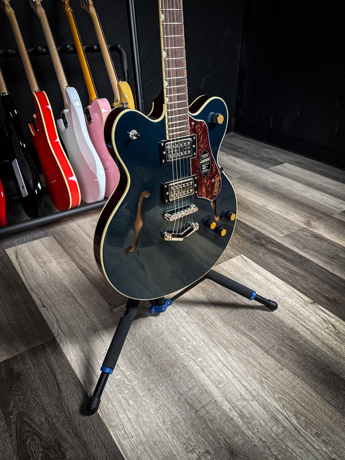 Gretsch G2622 Streamliner Double-Cut Electric Guitar – Midnight Sapphire