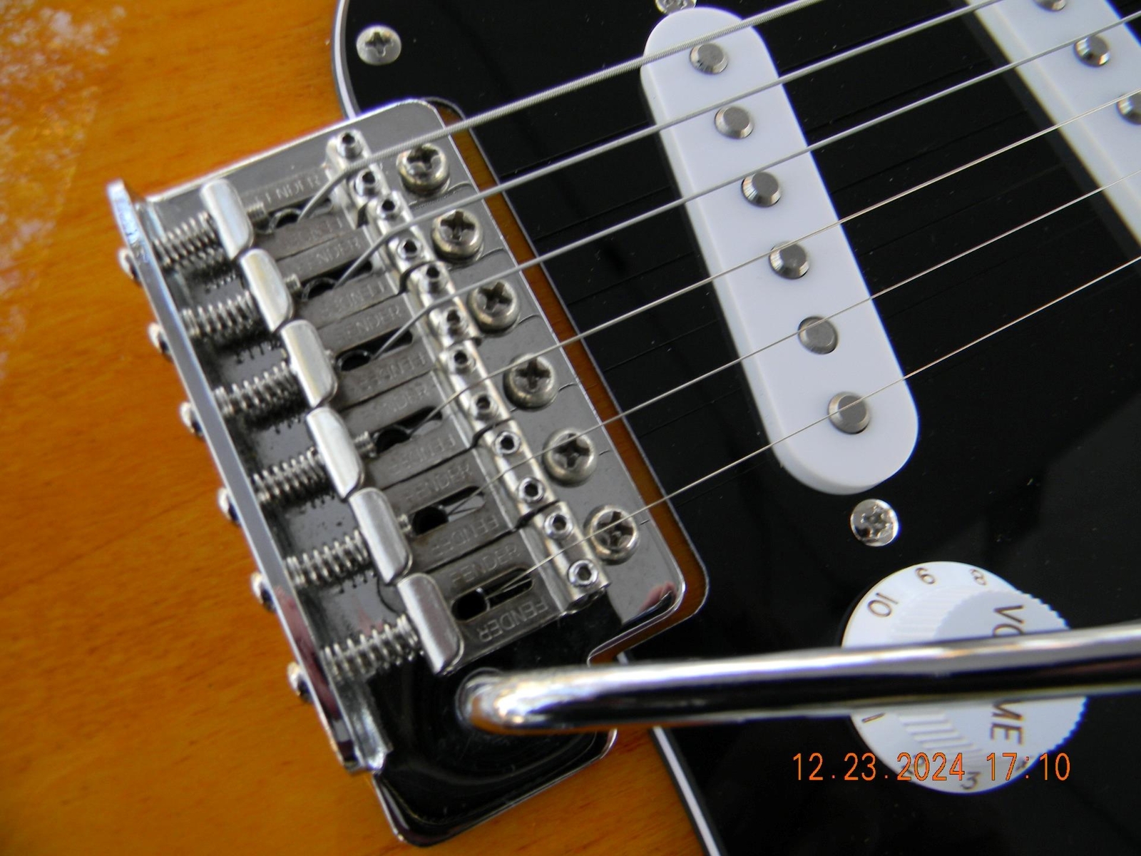 Squier “Custom Shack ” Strat, Hot Alnico 5 Pickups, Custom Wiring,Capacitor,Nice
