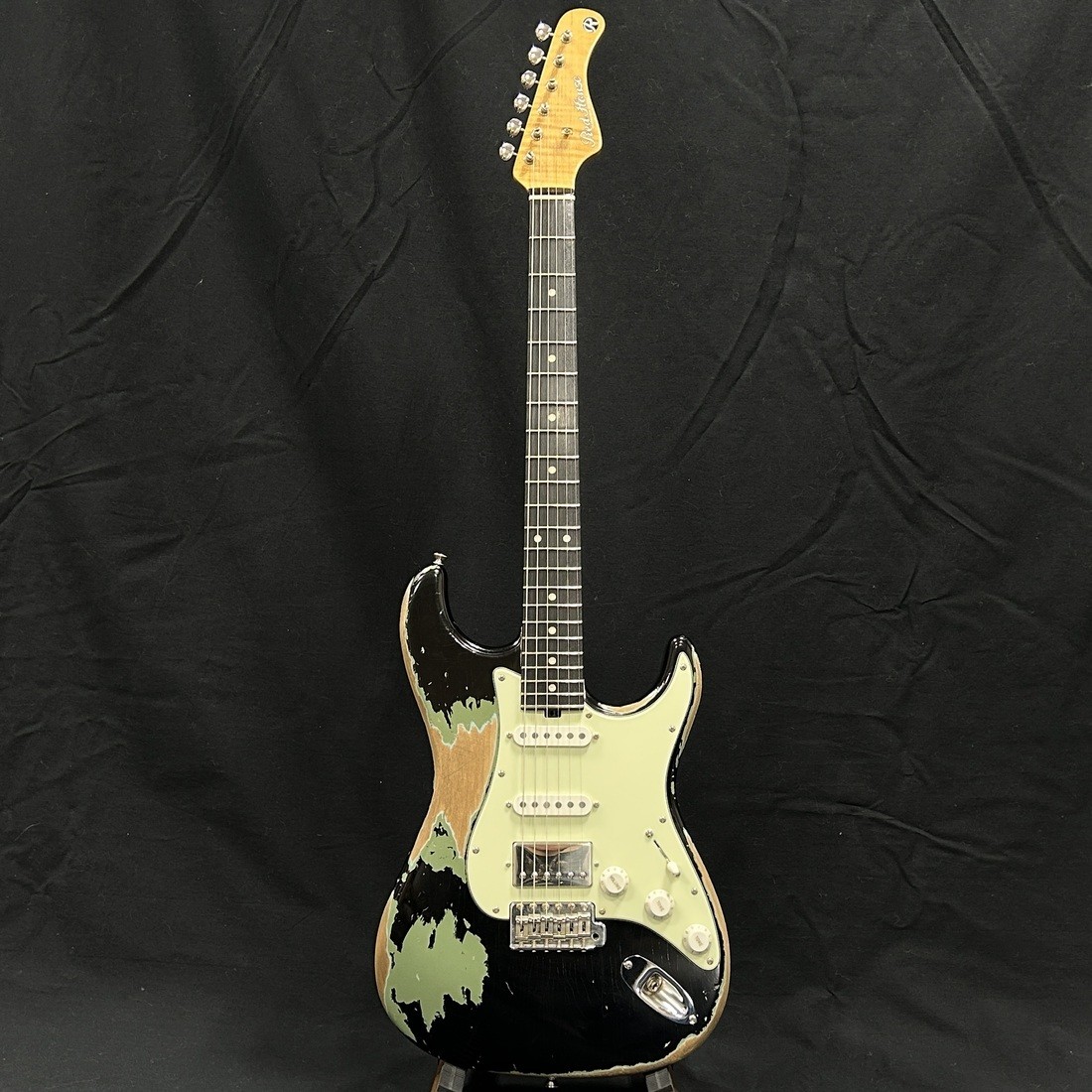 Electric Guitar RedHouse Piccola S SSH Black Green Heavy Aged Finish Sound Messe