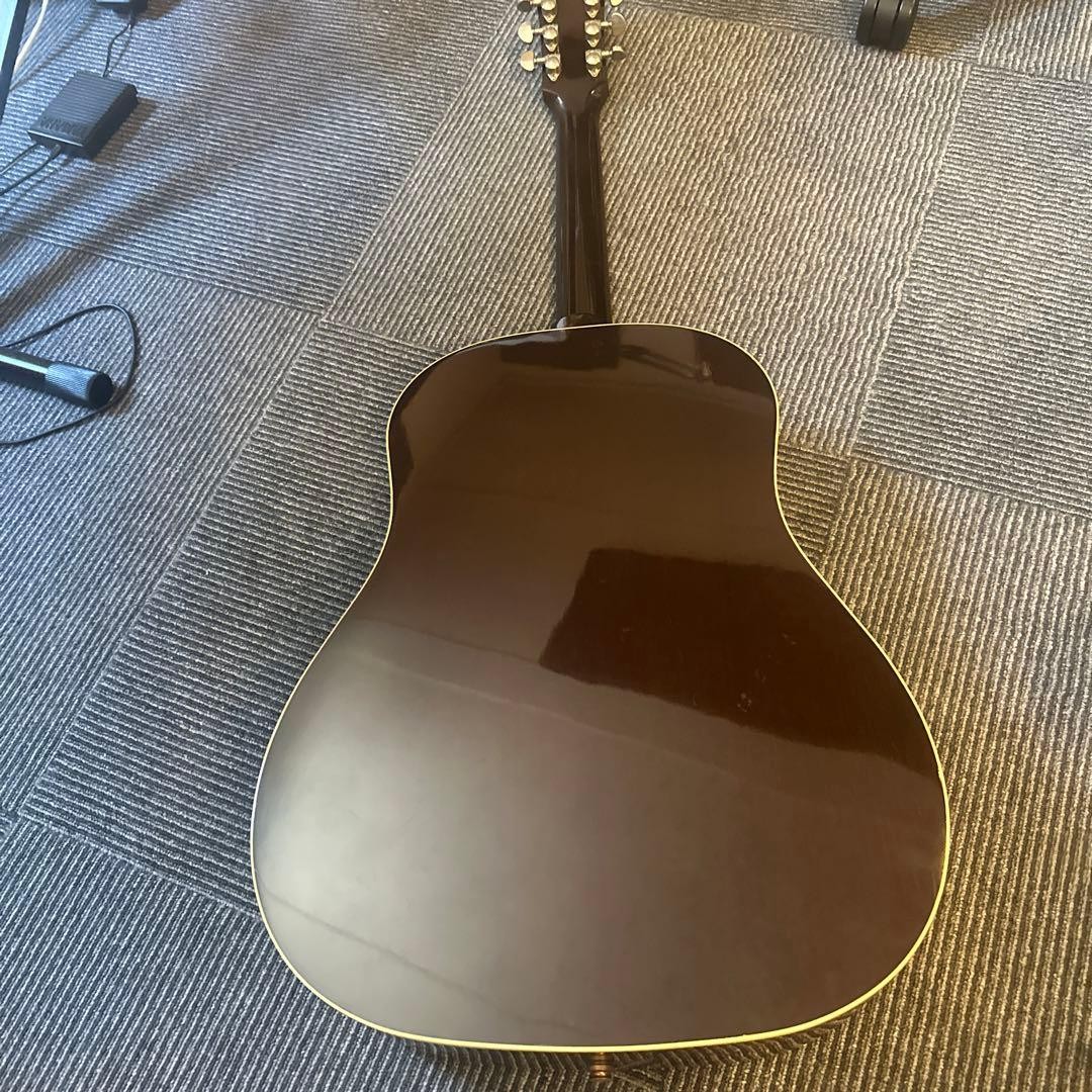 Good condition Gibson J-45 acoustic guitar standard made in America