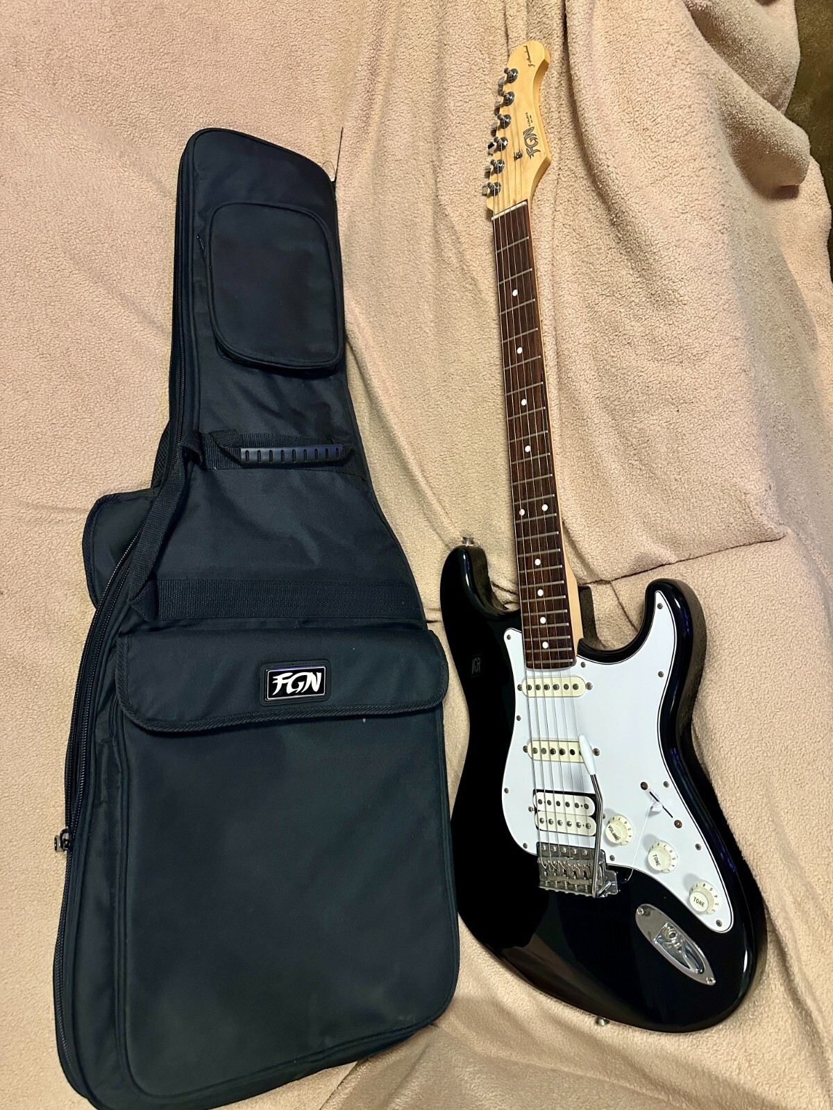 Fujigen FGN JST-5R J-Standard in Black (MIJ)