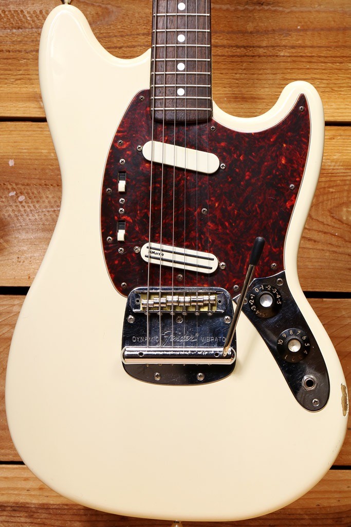 Fender MG-69 Mustang Reissue MIJ Olympic White w/ Duncan Pickup