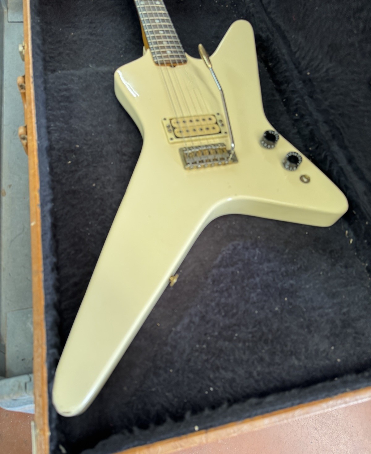 1982 Kramer Voyager Electric Guitar w/ Original Case, Strap, Low Serial #