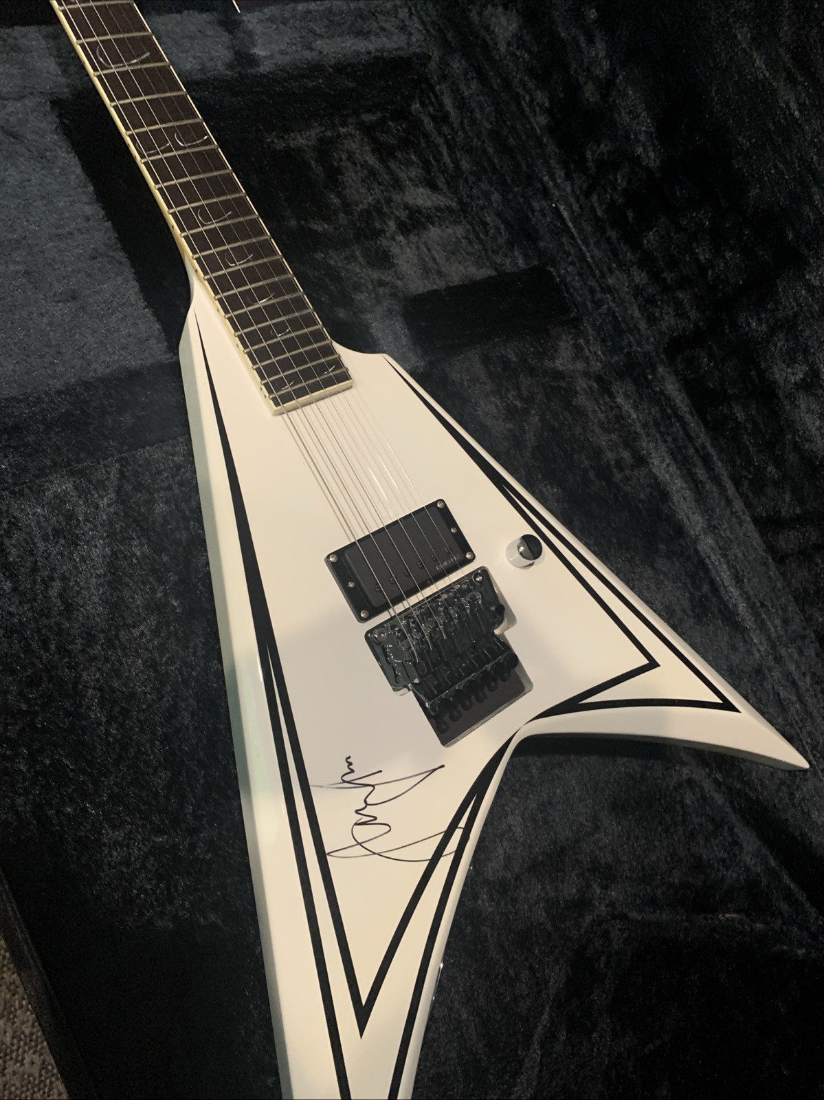 ESP LTD Alexi-600 WHITE electric guitar signed W/Hardcase NO COA