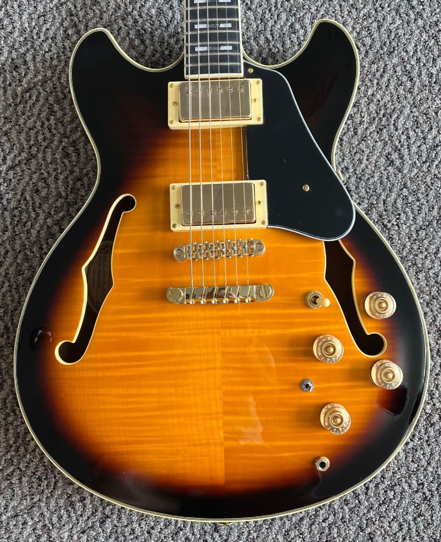 Ibanez John Scofield JSM10VYS Electric Guitar, Vintage Yellow Sunburst