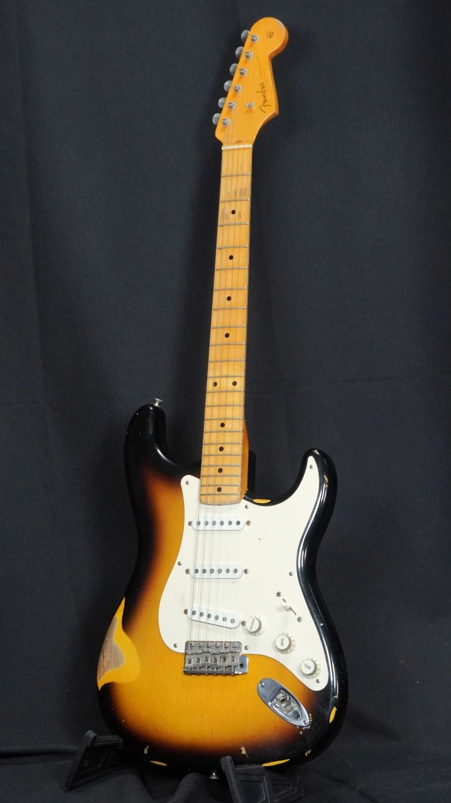 FENDER CUSTOM SHOP 1956 Stratocaster Aged Mod 2-Tone Sunburst [R19519]