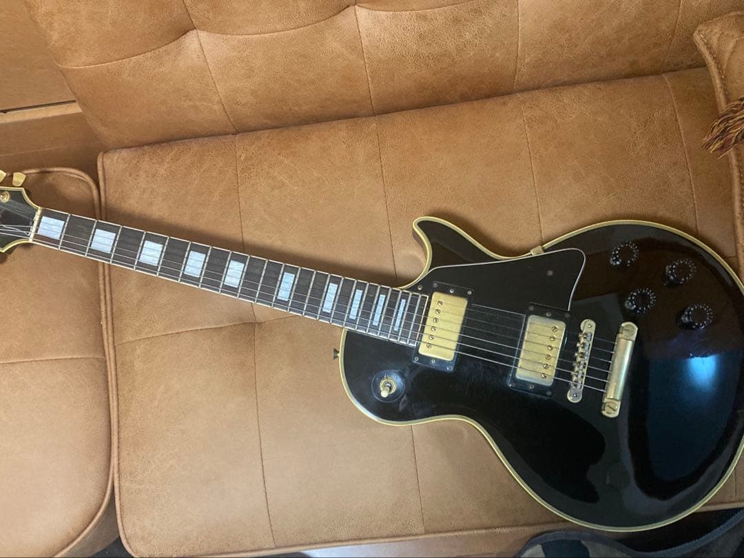 Electric Guitar Orville LPC-75 Les Paul Custom Black S/N K018755