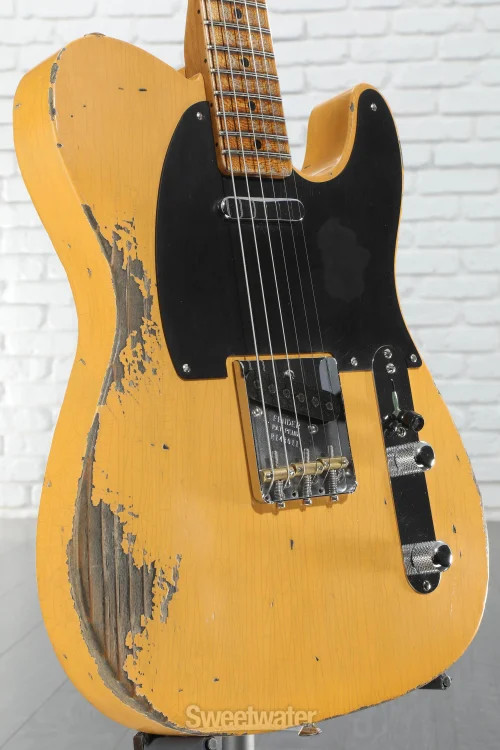 Fender Custom Shop Featherweight 1951 Nocaster Electric Guitar – Lightweight