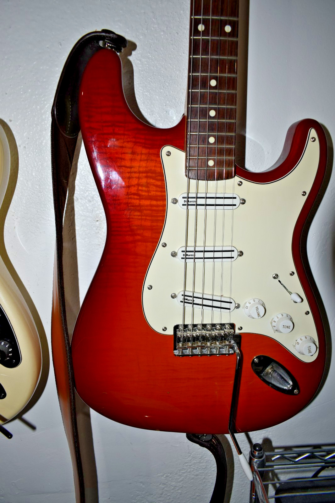1994–95 Fender Stratocaster Made in Japan MIJ Flame Sunburst DiMarzio Pickups