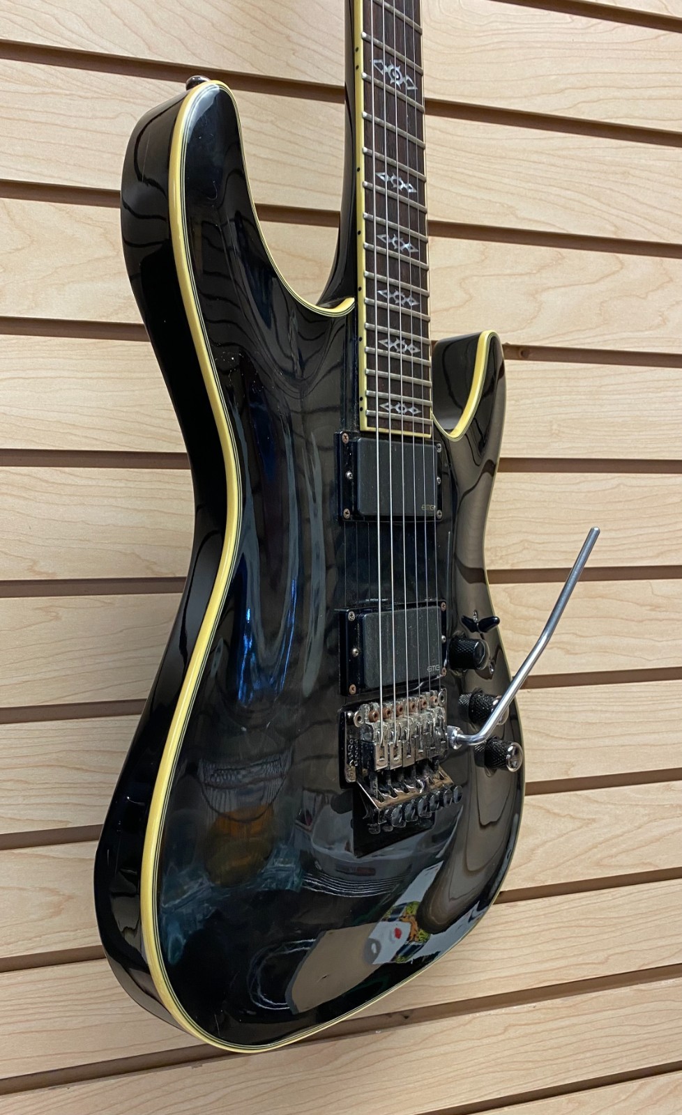 Schecter Hellraiser Diamond Series Special C-1 FR W/Soft Case