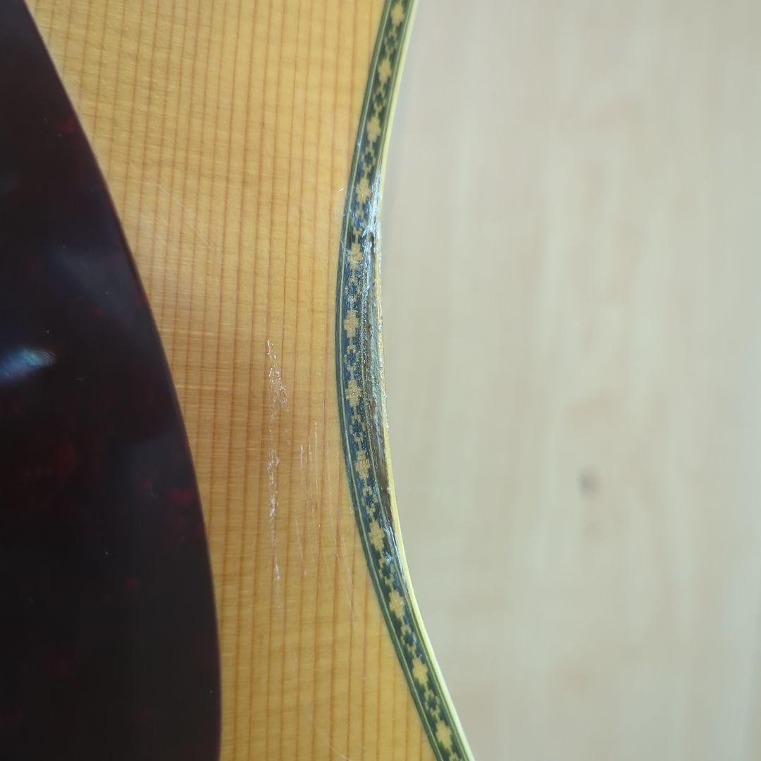Yamaha L-10 acoustic guitar with hard case Jacaranda