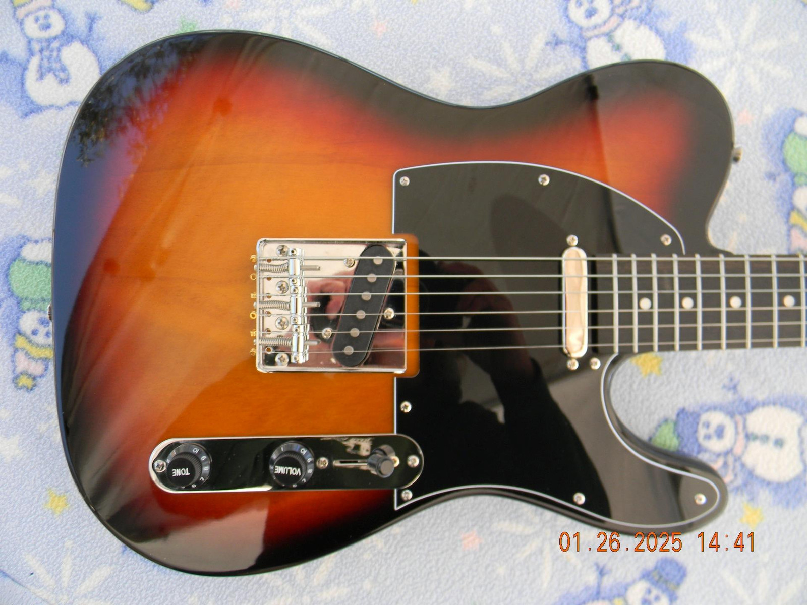 Indio/Aftermarket “Custom Shack” Tele , Alnico 5 Pickups, Capactor Upgrade, 6lbs