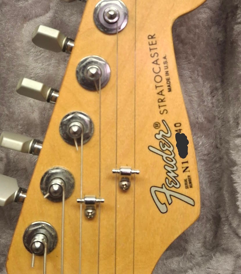 1991 FENDER AMERICAN STRATOCASTER MADE IN USA – LTD RUN BLUE W/OHSC