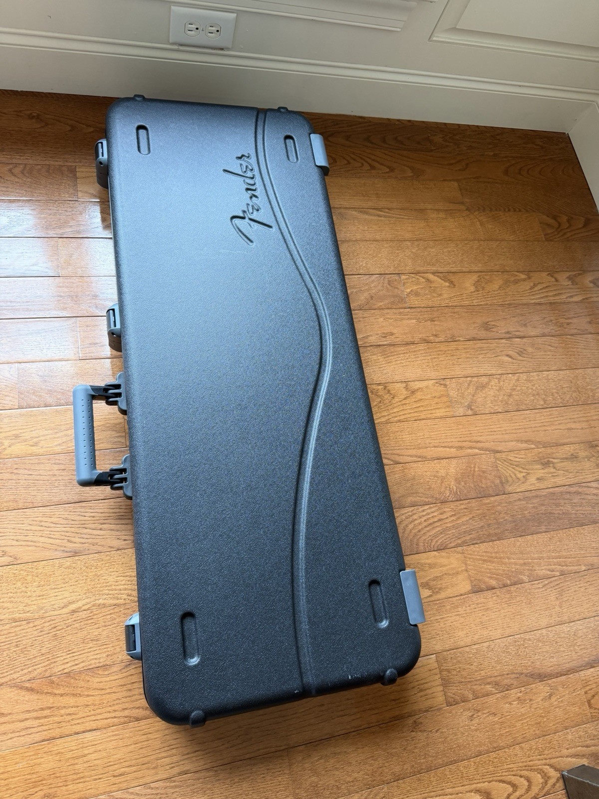 2022 Fender American Ultra Stratocaster Maple Fretboard – Cobra Blue