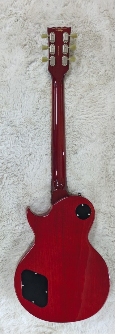 Vintage V100CS Reissued Single Cutaway Electric Guitar Cherry Sunburst – B-Stock