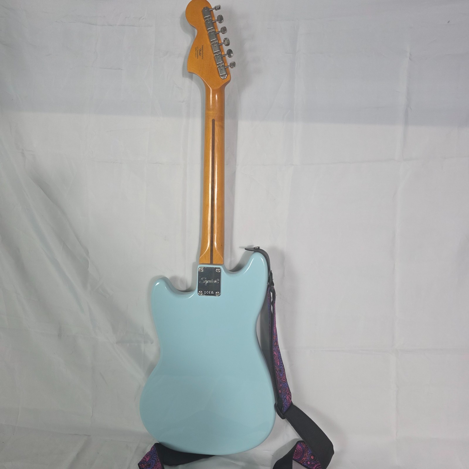 Squier by Fender Classic Vibe ’60s Mustang Sonic Blue Poplar Maple 6 String