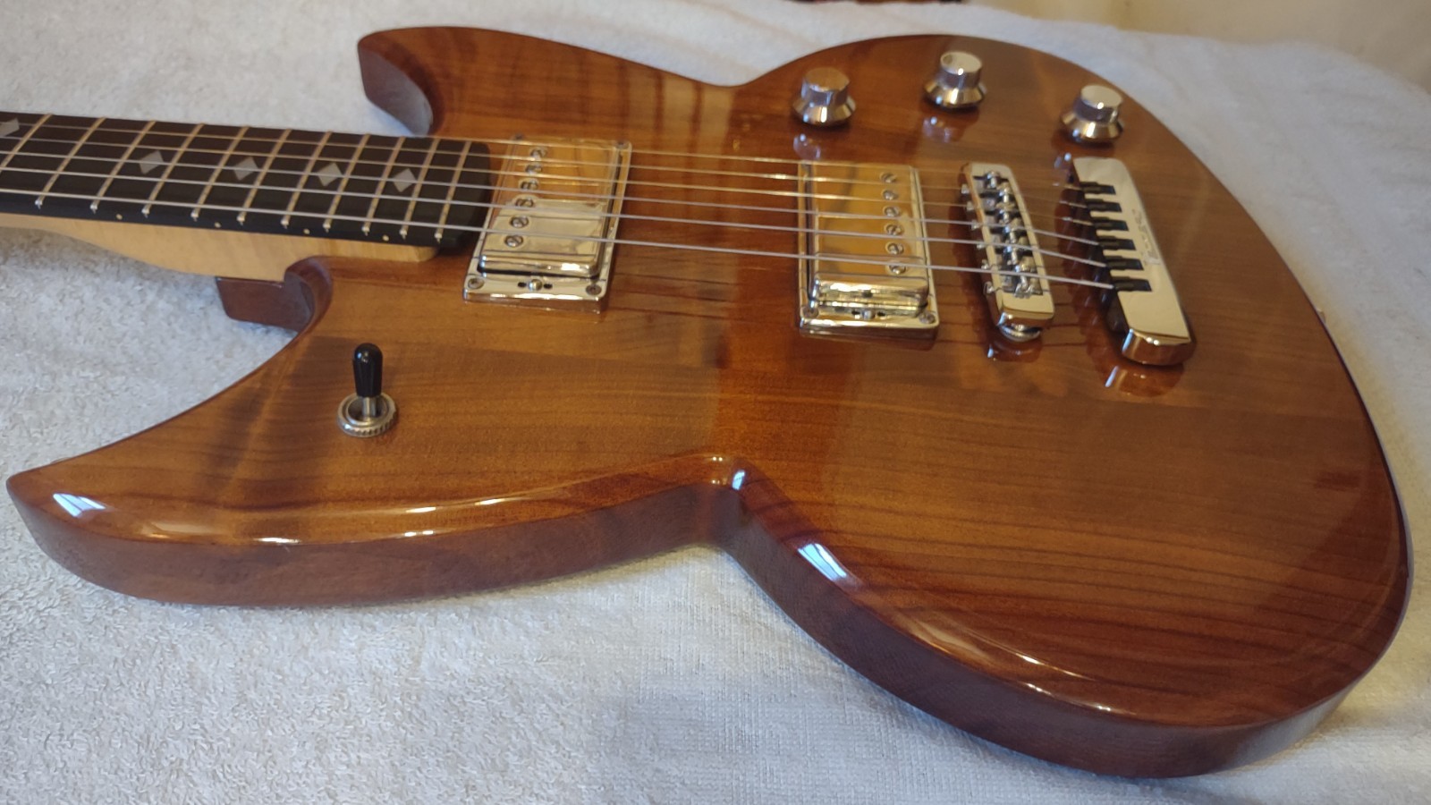 Vaccaro Groove Jet Electric Guitar w/Gator Case
