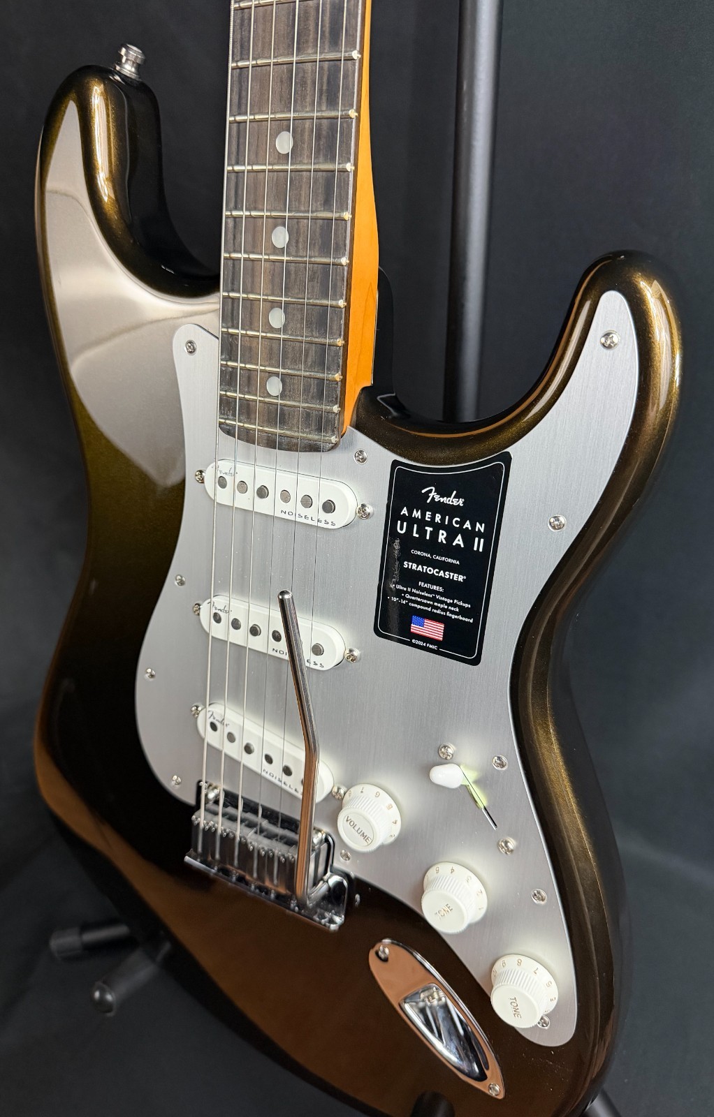 Fender American Ultra II Stratocaster Electric Guitar Texas Tea Finish w/ OHSC