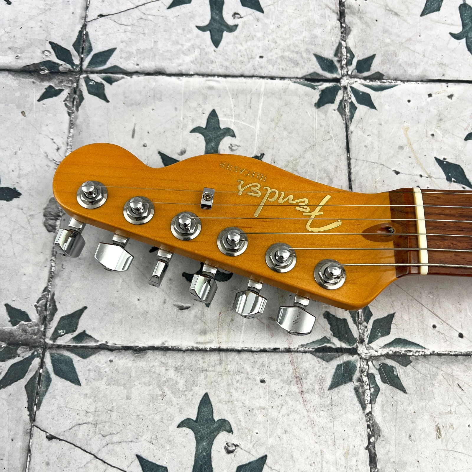 Fender American Ultra Telecaster with Maple Fretboard • Lollar Pickups #13484