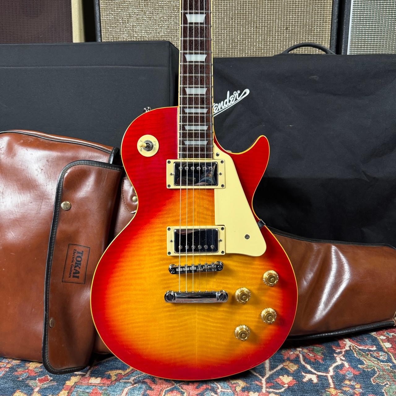 *Video* Tokai Love Rock Les Paul Standard Flame Top Long Tenon Cherry Sunburst –
