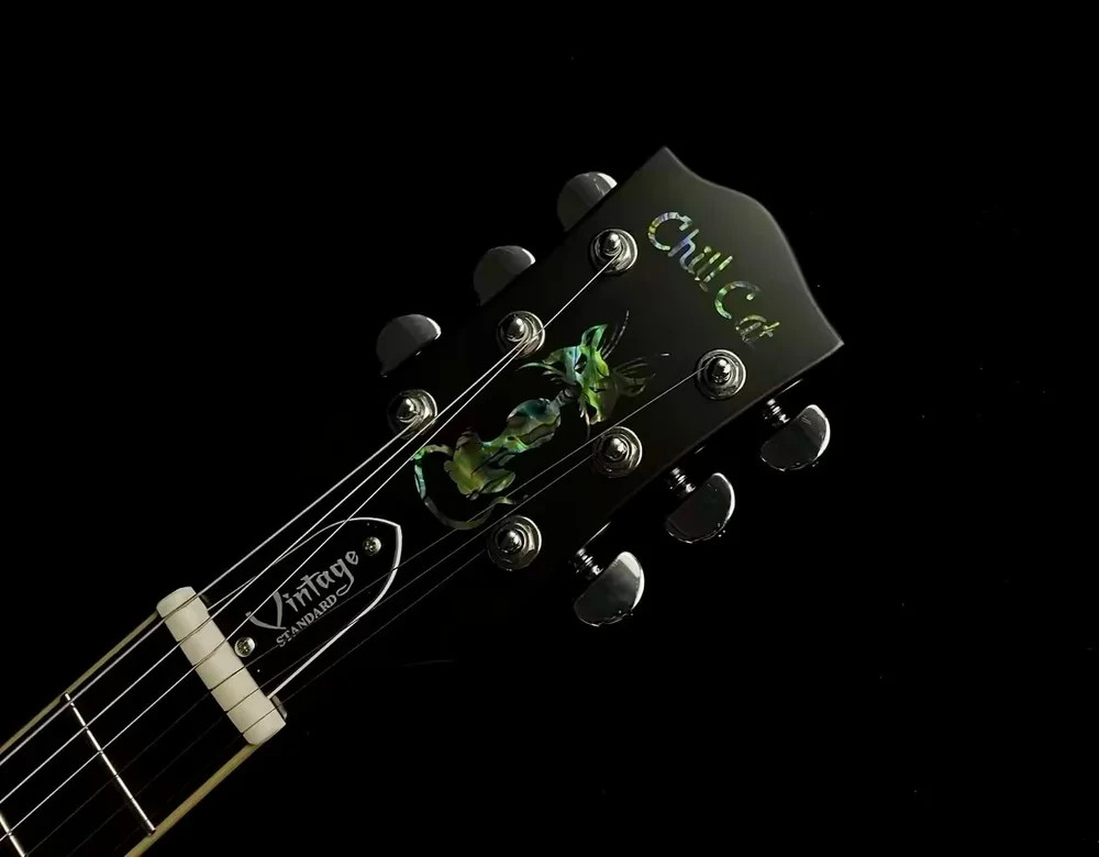 Chill Cat Limited Custom Jazz Semi-Hollow Electric Guitar