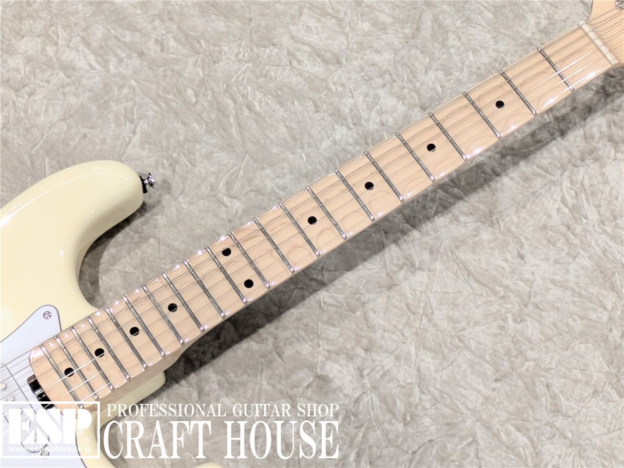 Grass Roots G-ST-SC/M Vintage White Electric Guitar W/Gig Bag Tremolo Arm Wrench