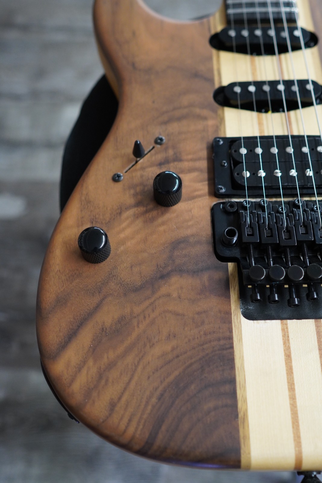 AIO Wolf S1 Floyd Rose Left-Handed Electric Guitar – Dark Walnut GS-078
