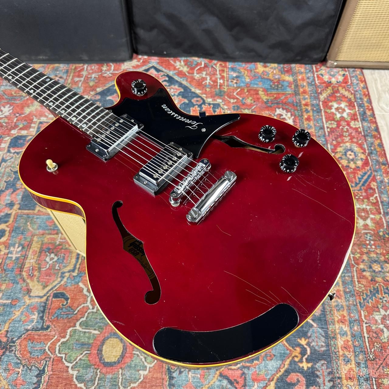 Gibson Chet Atkins Signature Tennessean Semi-Hollow Body – 1995