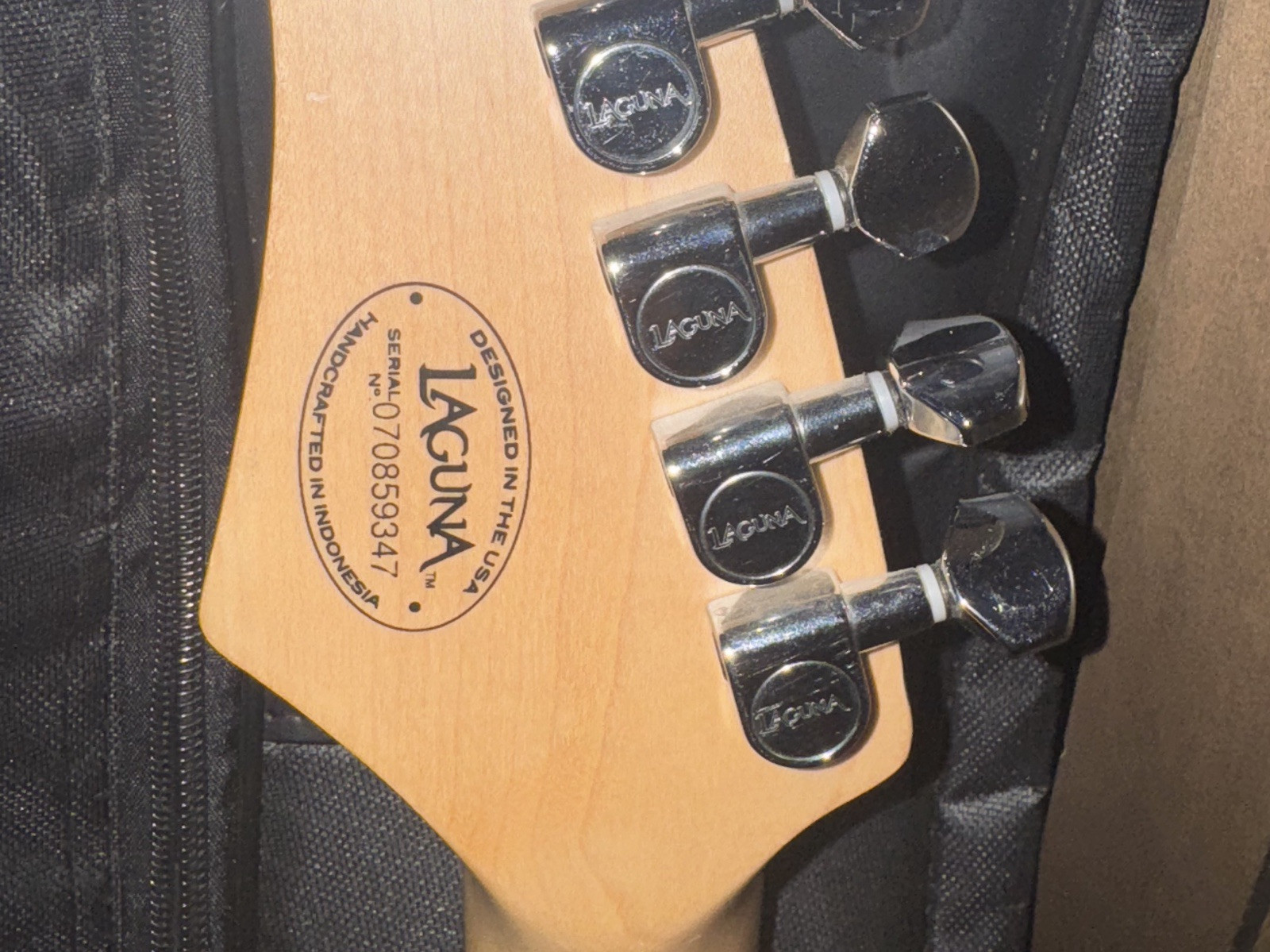 Laguna LE300 Custom-Carved , Custom-Design Edition Starburst Colors W/Gig-bag