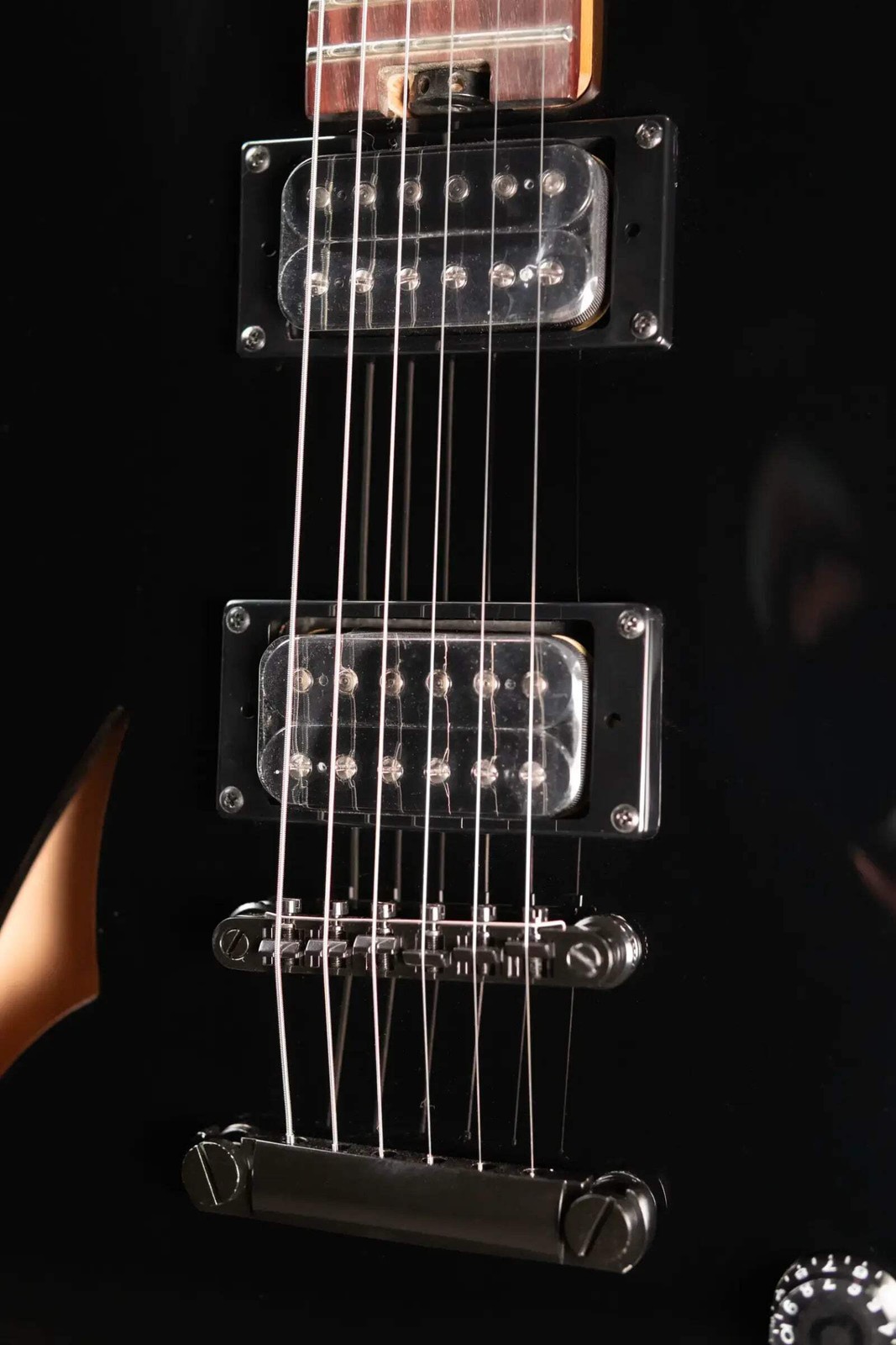 EVH SA-126 Standard Semi-Hollow Electric Guitar – Piano Black