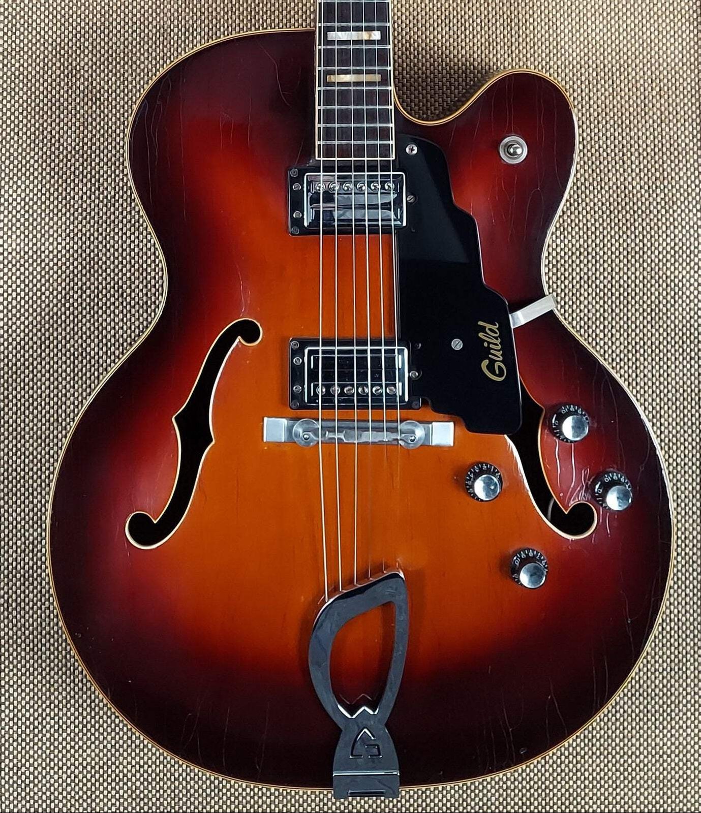 1970’s Guild X-175 A lot Jazz Guitar For The Price! (A-21)