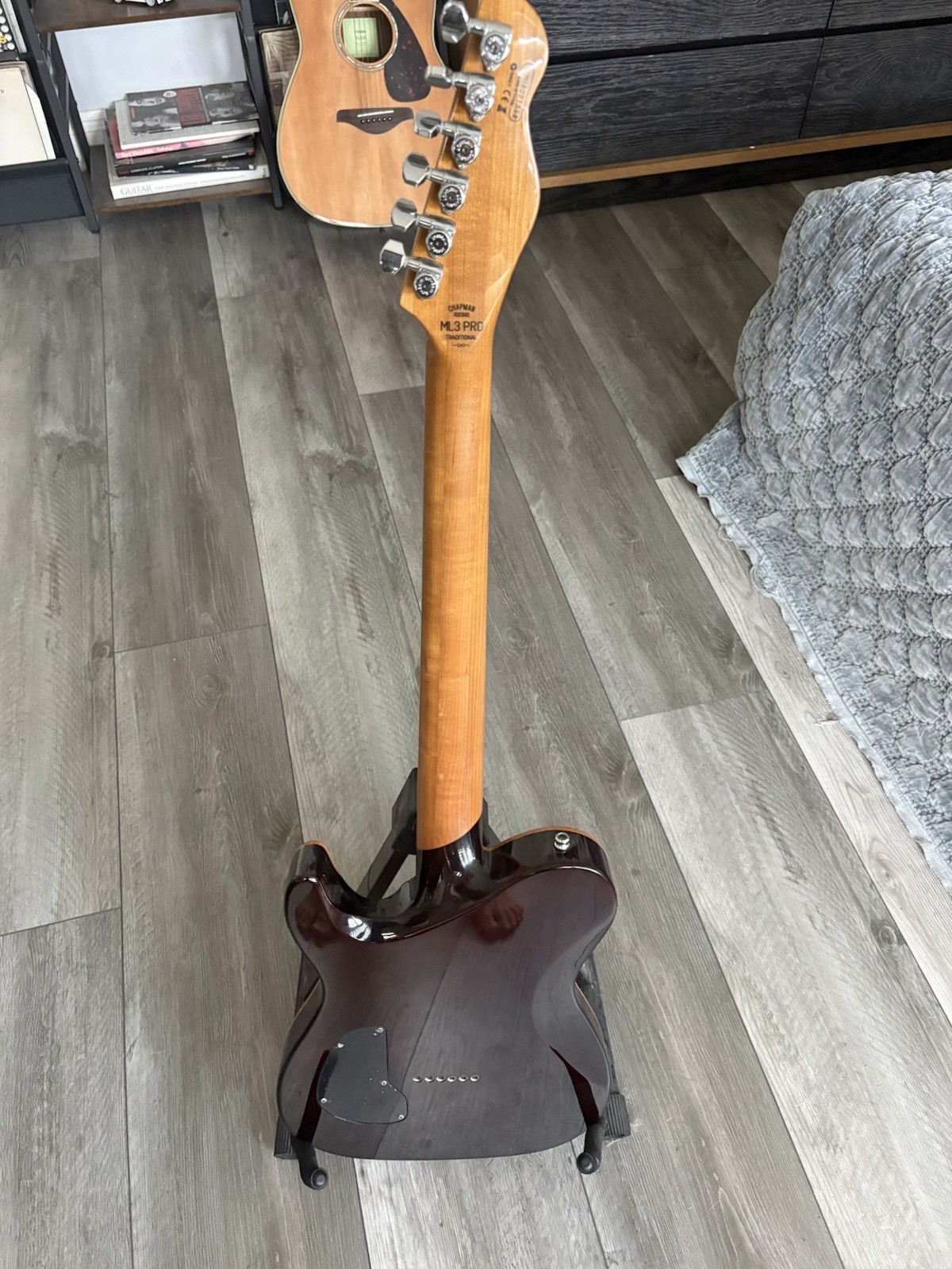 Chapman Ml3 Pro Semi Hollowbody Electric Guitar
