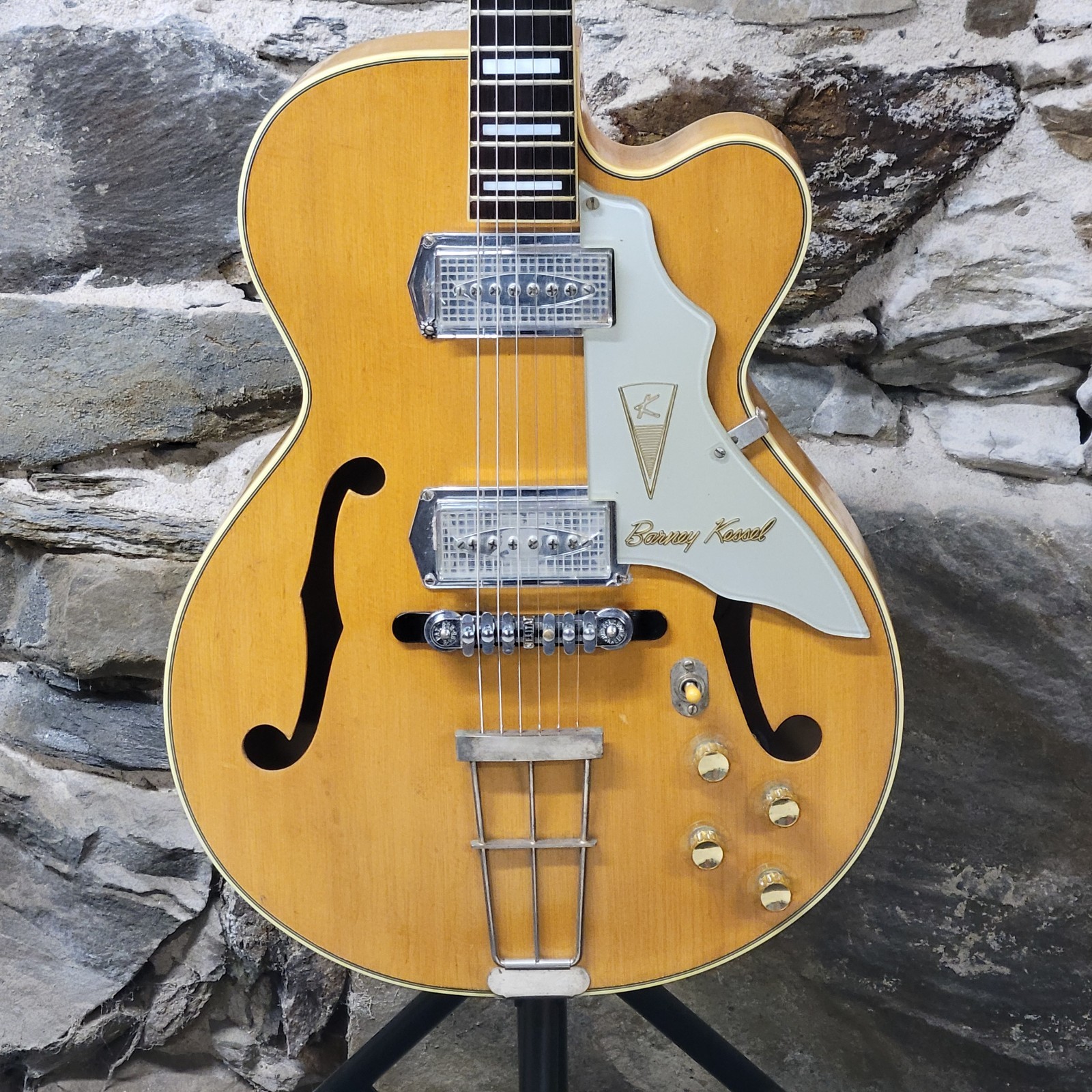 1957/1958 Kay Barney Kessel K6700B Artist Blonde