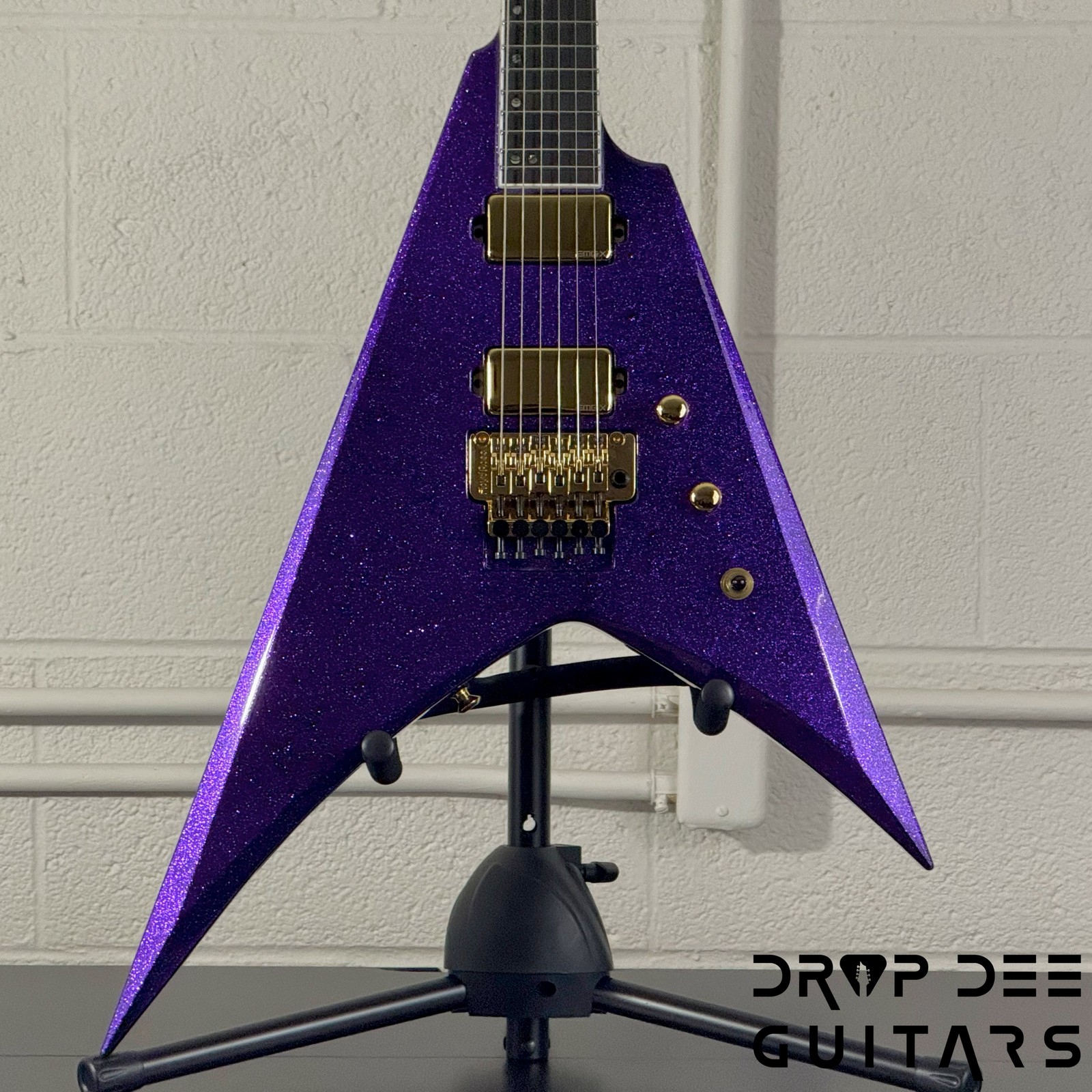 ESP USA V-II FR Electric Guitar w/ Case – Purple Sparkle