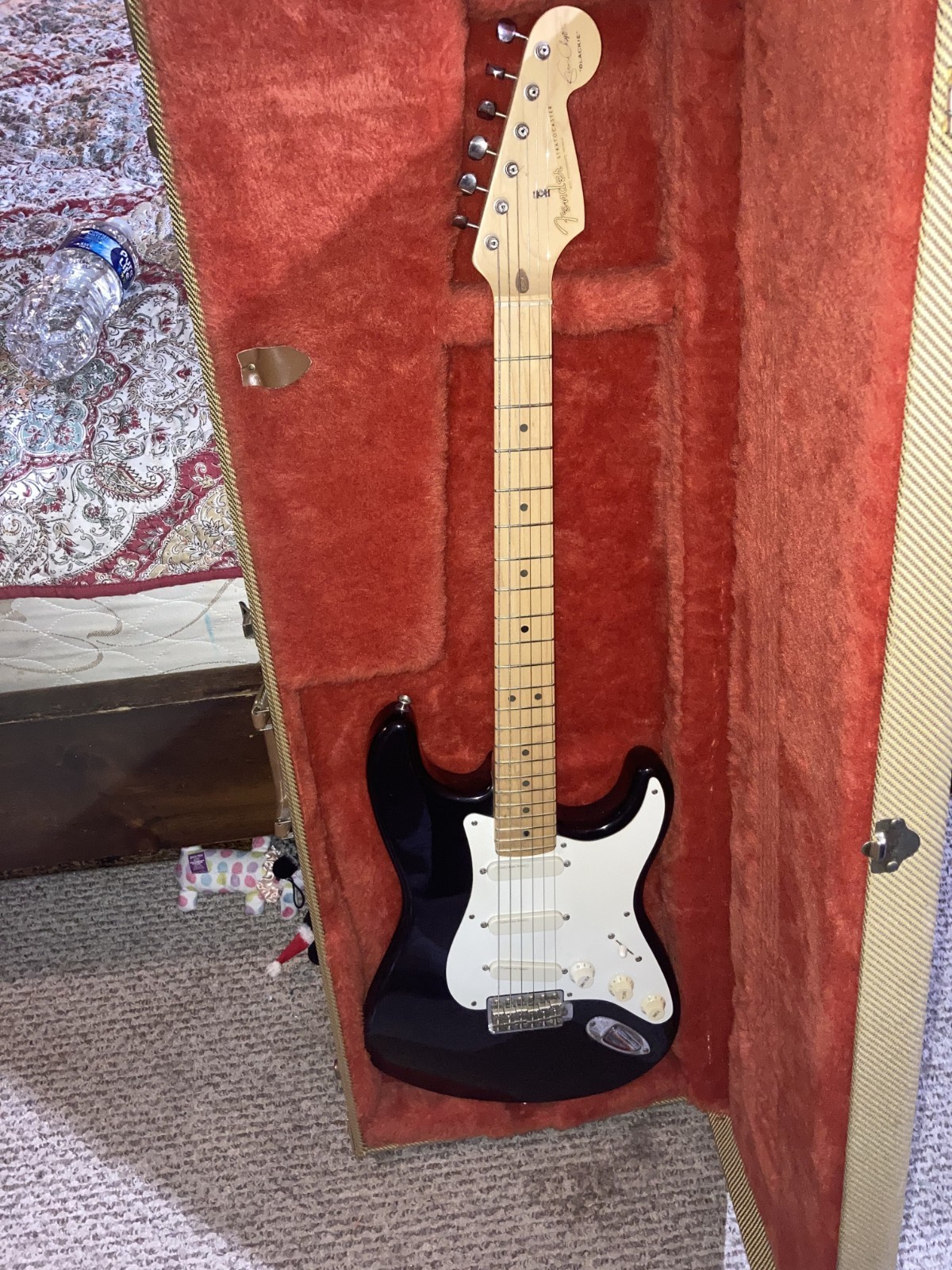 Fender Eric Clapton Stratocaster 6 String Maple Fingerboard Electric Guitar -…