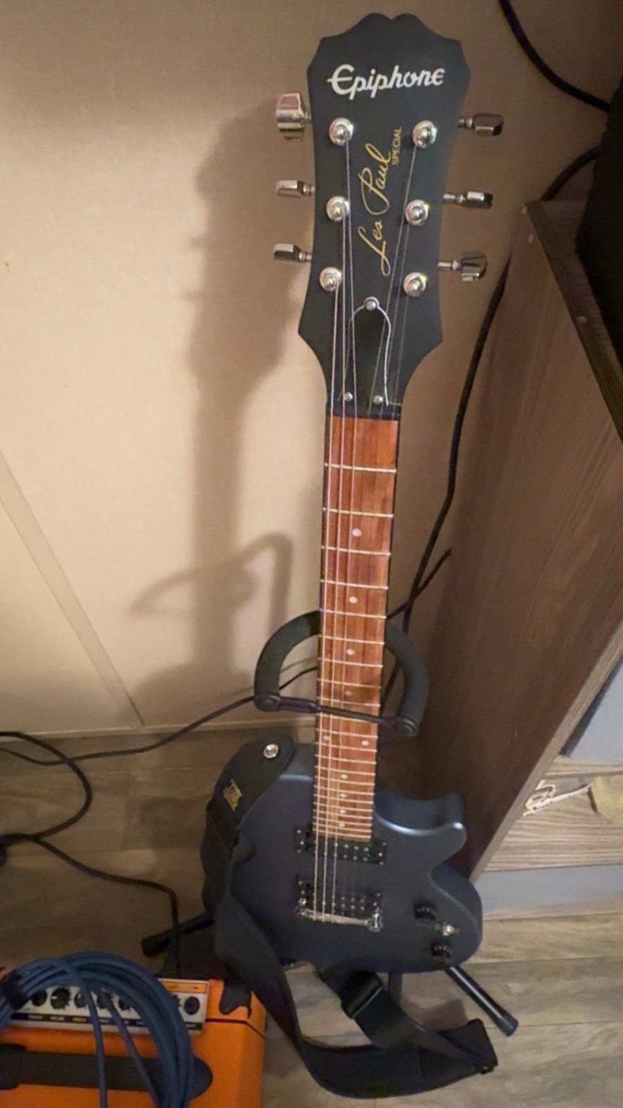 Epiphone Les Paul Guitar With Amp, Stand, Guitar And Strap Will Take Trades